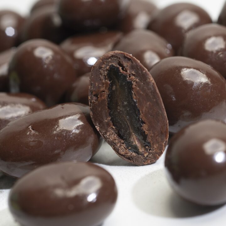 Chocolate Country Dark Chocolate Coated Raisins