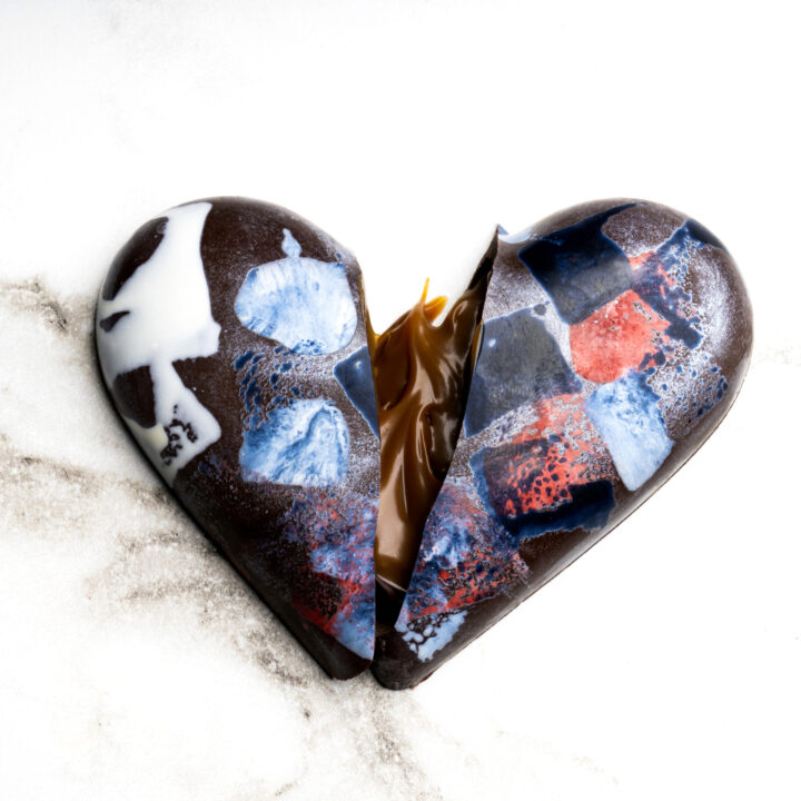 Chocolate Country Caramel Dark Chocolate Heart